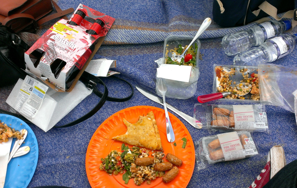 Light lunch with a sprinkling of sand. 