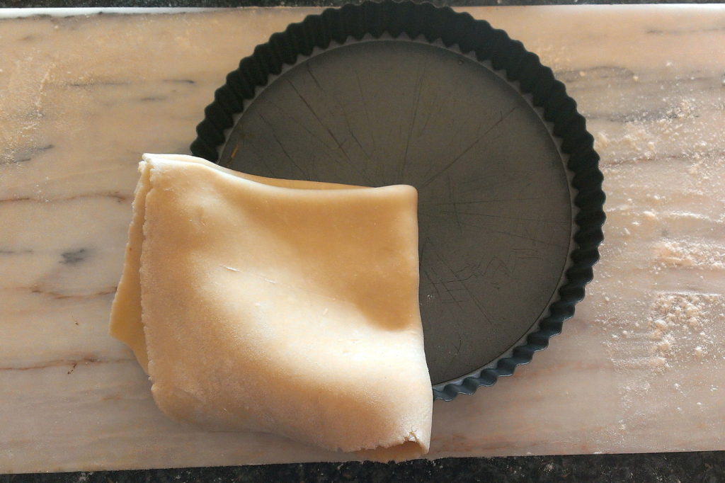 Just an easier way of transporting the pastry to the tin.