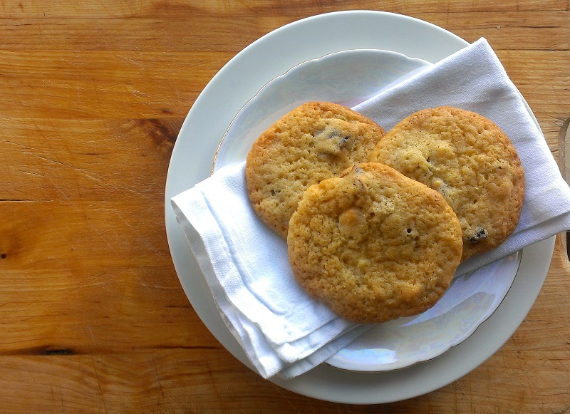 A light zesty biscuit, perfect for kids & grown ups alike 
