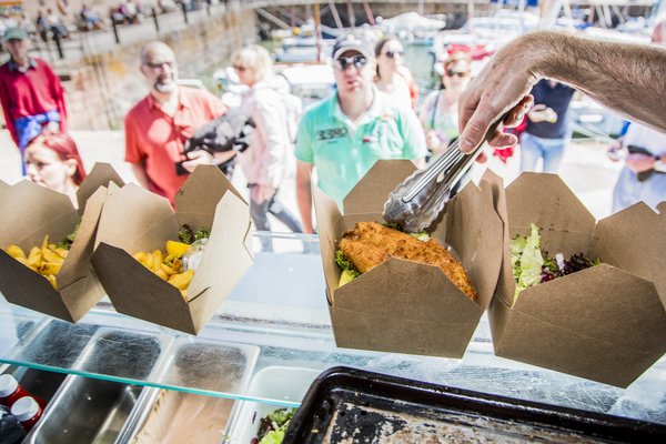 Dishing up the produce. image: lobstershack.co.uk